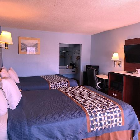 Rodeway Inn Richland Экстерьер фото